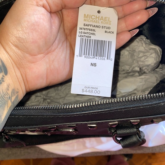 Micheal Kors - Picture 5 of 5